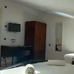 Fratti Nocleg ze śniadaniem Viareggio