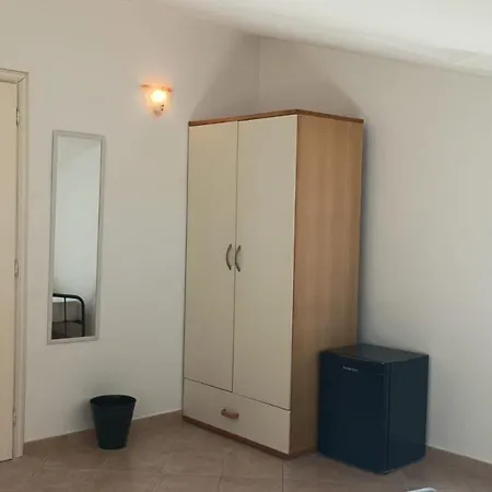 Fratti Bed & Breakfast
